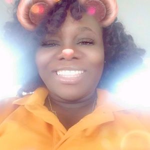 Meet your Posher, Nadege